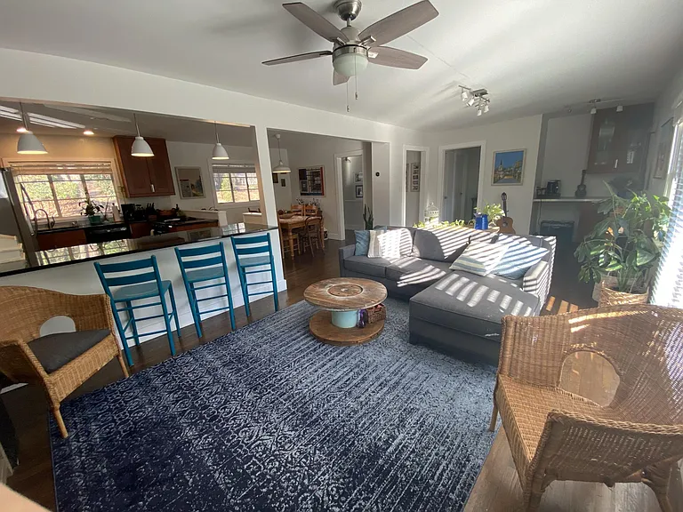 4975 Lake Forrest Dr — Photo 16