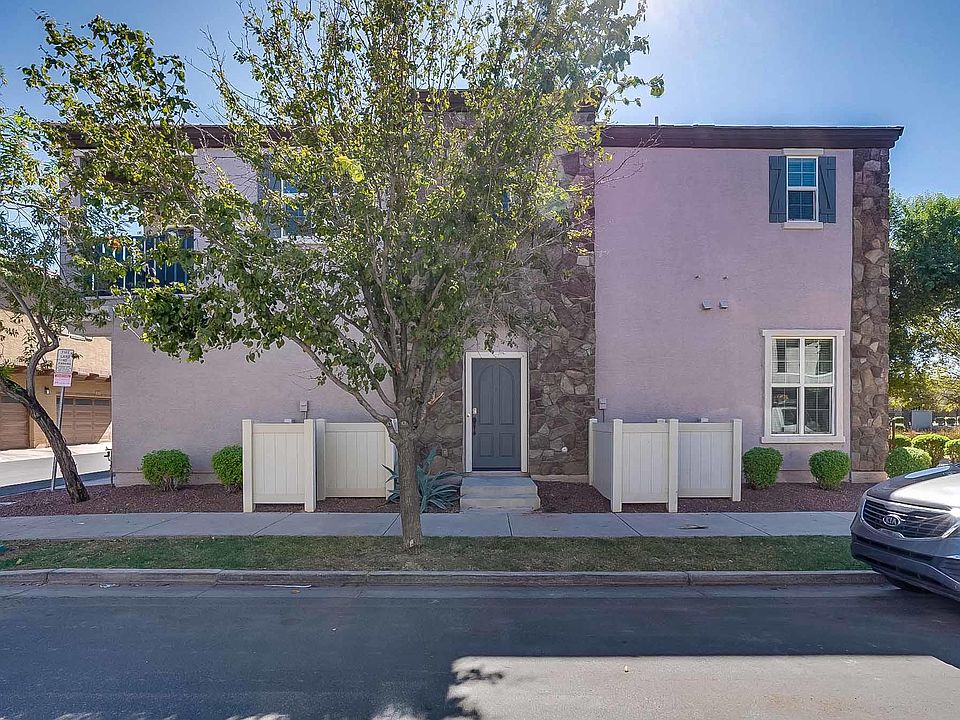 1st image of 2726 S Equestrian Dr Unit 102