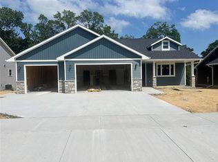 1185 Craven Ct, Eau Claire, WI 54703