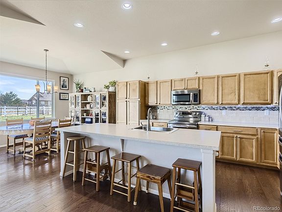 5th image of 1526 Lake Vista Way