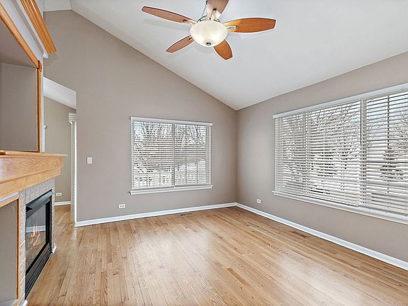 5th image of 1387 New Haven Dr
