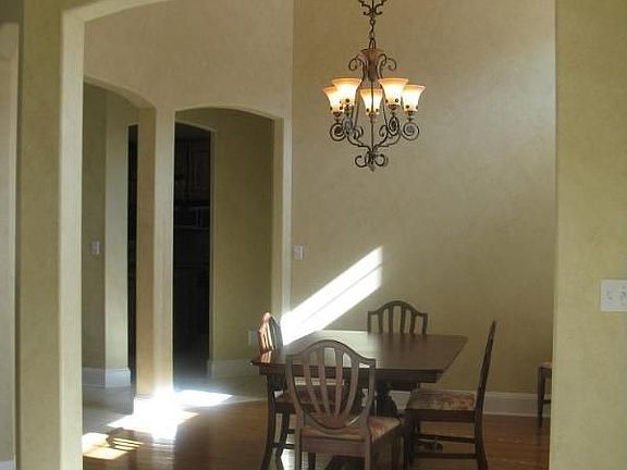 5th image of 5821 Brynmar Ct