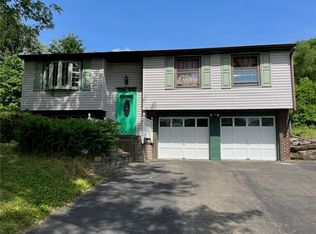 1788 McClure Rd, Monroeville, PA 15146