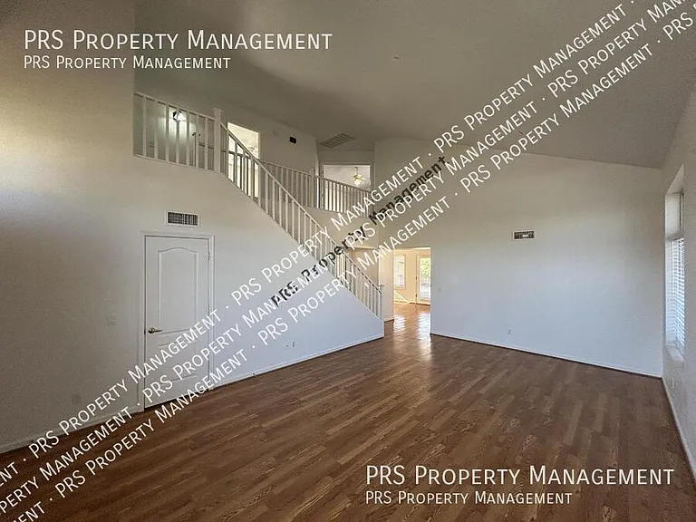 1963 W Thompson Way — Photo 7