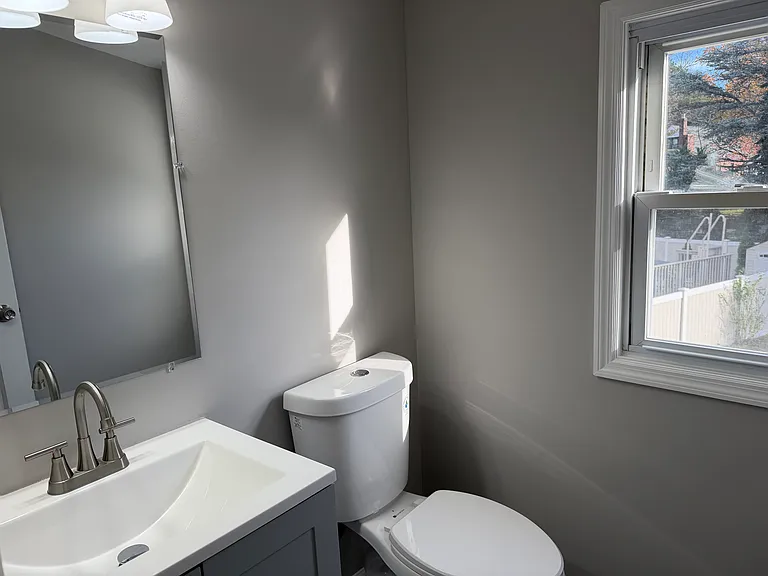 37 Revere Dr — Photo 10