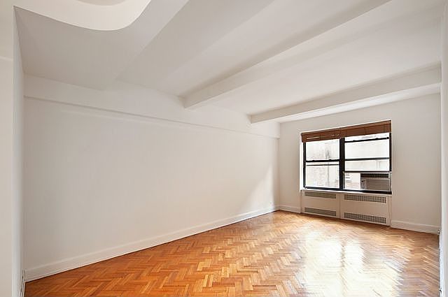 1st image of 44 E 67th St APT 7D