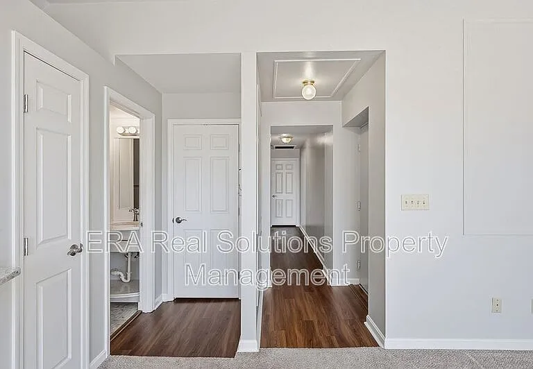 255-257 Loraine Ave #5 — Photo 8