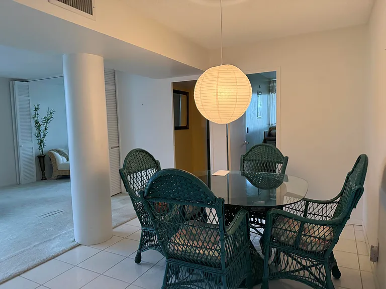 524 Orton Ave #403 — Photo 7