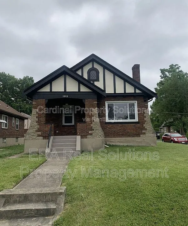 1803 Garden Ln
