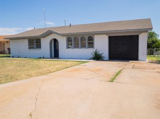 6136 SW Park Ave, Lawton, OK 73505