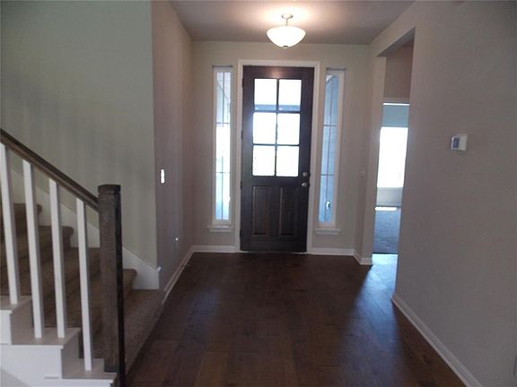 2nd image of 221 Orchard Park Dr