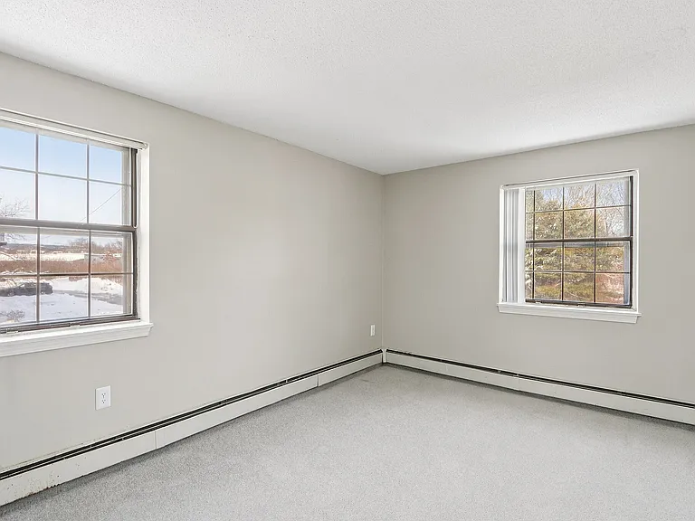 13-web-or-mls-135 Elm St 57-S0412-013