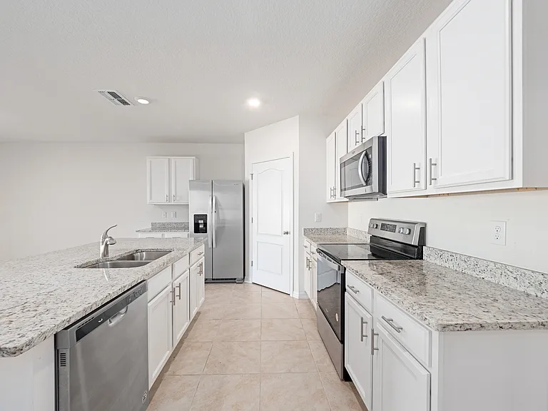 708 Tortugas St — Photo 7