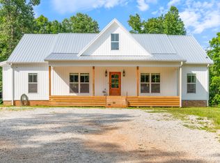 5660 Bold Springs Rd, Mc Ewen, TN 37101