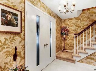 415 Ridgewood Dr, Gettysburg, PA 17325