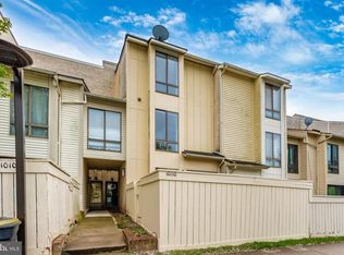 10110 Ridgeline Dr, Gaithersburg, MD 20886