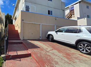 2717 23rd Ave APT 1, Oakland, CA 94606