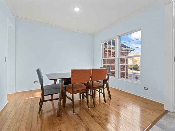 4th image of 149 Lilac St