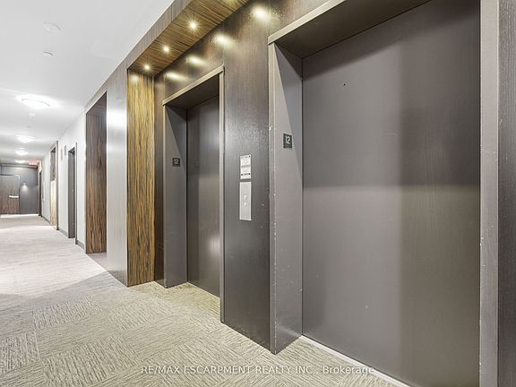 4th image of 277 S Park Rd #1210