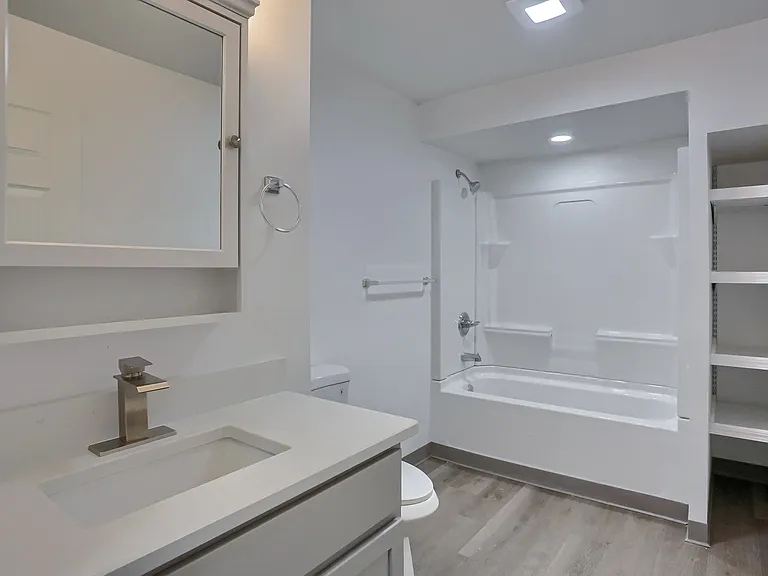 124 Kathleen Dr #2 — Photo 31