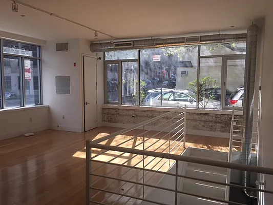 Rented by Premier Metro Realty Corp | media 24