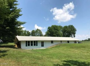 105 W Glendale Rd, Simpson, IL 62985