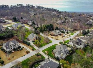 8 Grenoble Ct, Greenville, SC 29609