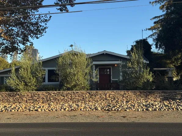 4865 E Woodbridge Rd, Acampo, CA 95220