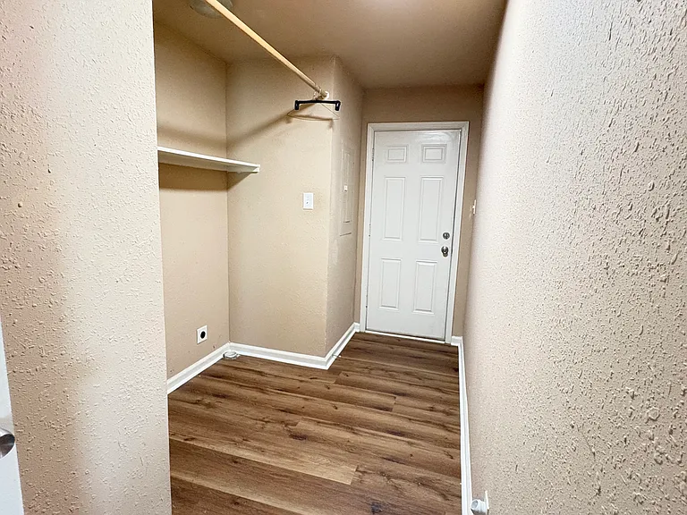 3310 Band Rd — Photo 8