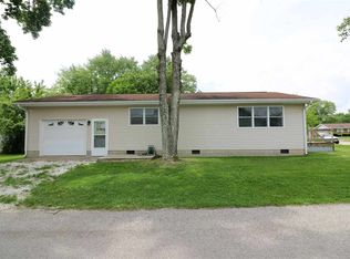 1102 W Brook St, Mitchell, IN 47446