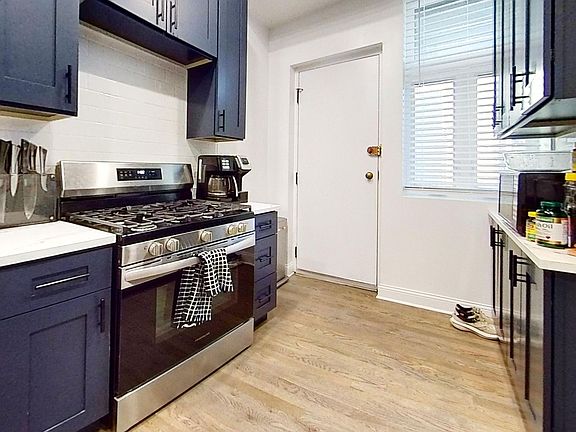 5th image of 3533 N Southport Ave #1344-2W