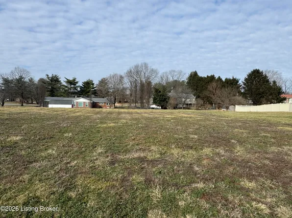 87 Megan Dr, Shepherdsville, KY 40165