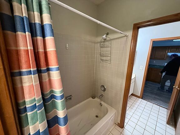 5th image of 13902 S Oakdale Ct