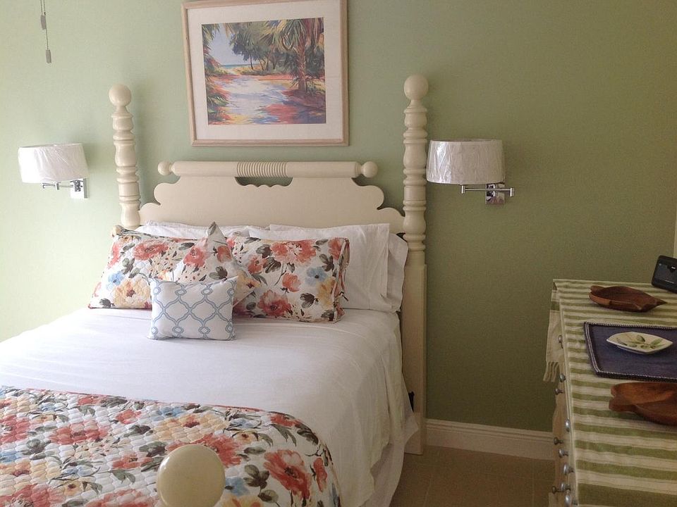 1st image of 4228 N Ocean Dr APT 7