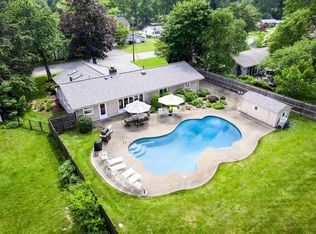 41 Lohnes Rd, Framingham, MA 01701