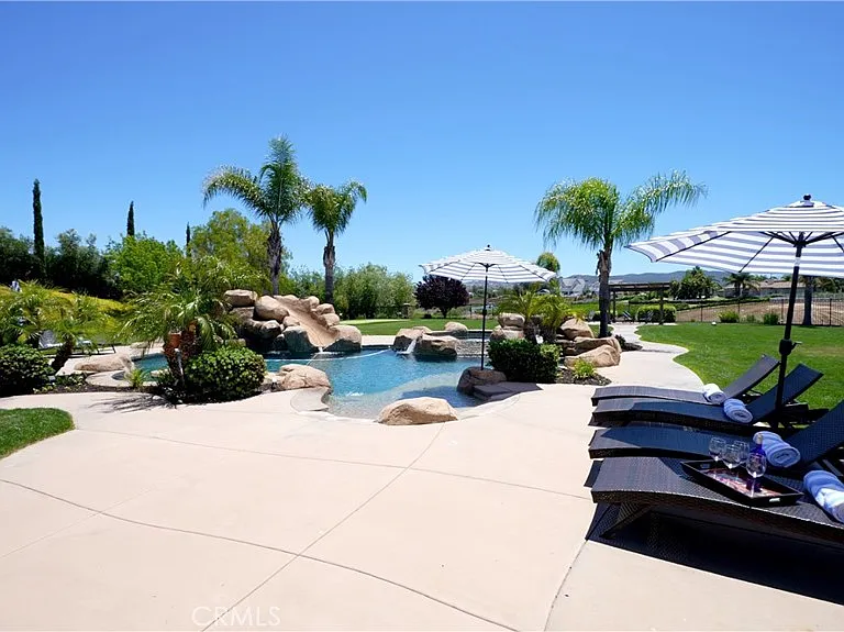 39520 Colleen Way — Photo 6
