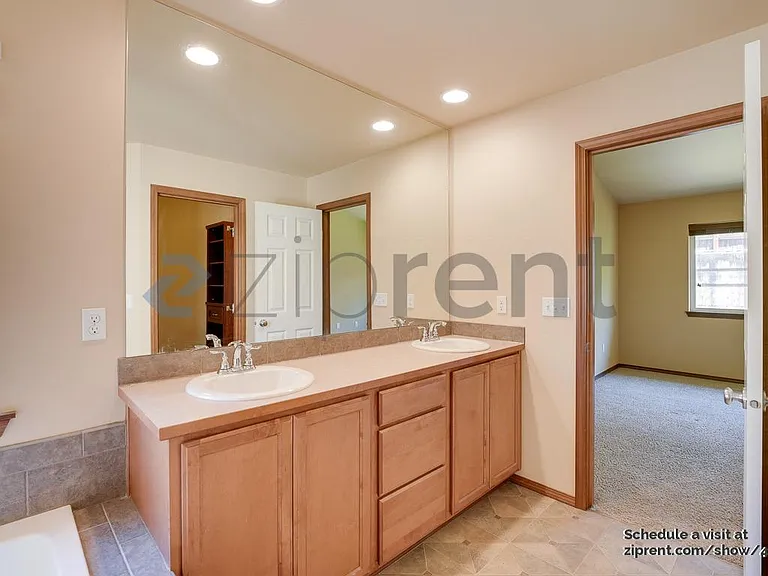 22923 41st Dr SE — Photo 20
