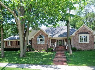 8835 Classic View Dr, Indianapolis, IN