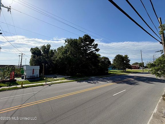 3rd image of Canty St