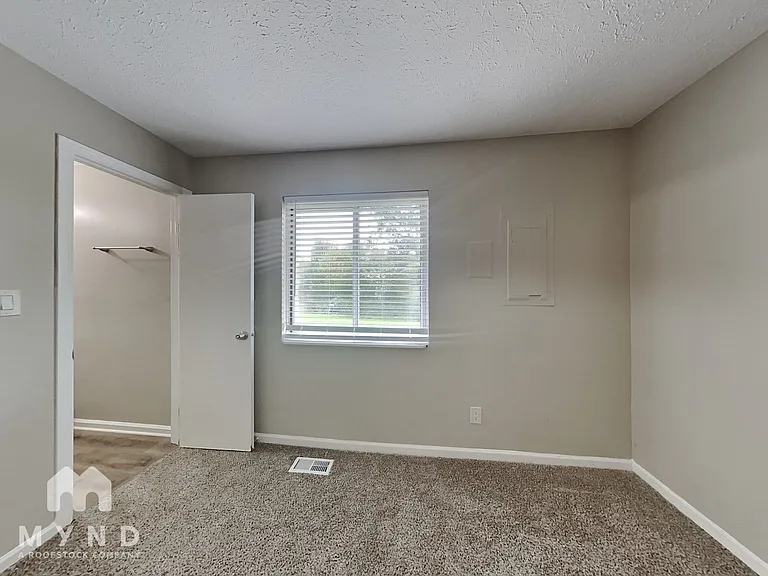 5223 Padre Ln — Photo 9