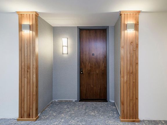 2nd image of 2140 Santa Cruz Ave APT D204