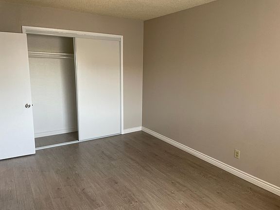 5th image of 1831 E Grovecenter St #9