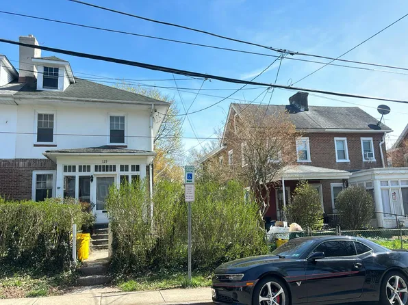 129 Simpson Rd, Ardmore, PA 19003