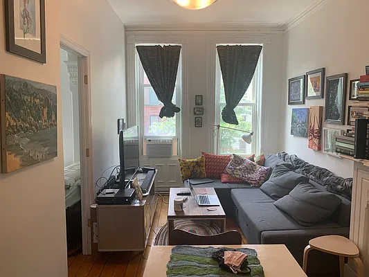 Rented by Compass | media 45