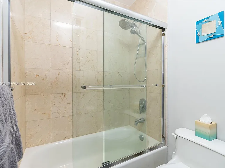 6917 Collins Ave #L-103 — Photo 14