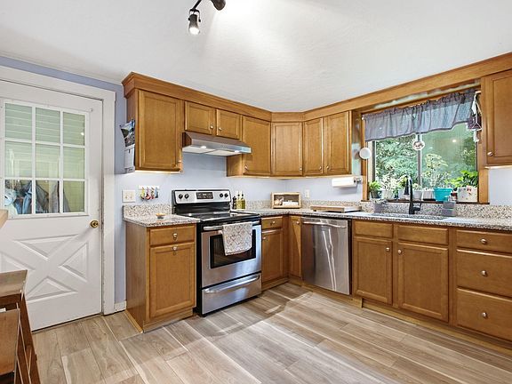 3rd image of 19 Buffumsville Road