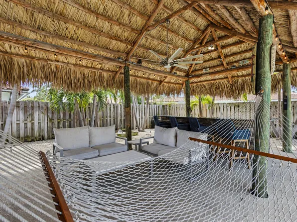 2770 NE 53rd Street, Lighthouse Point, FL 33064