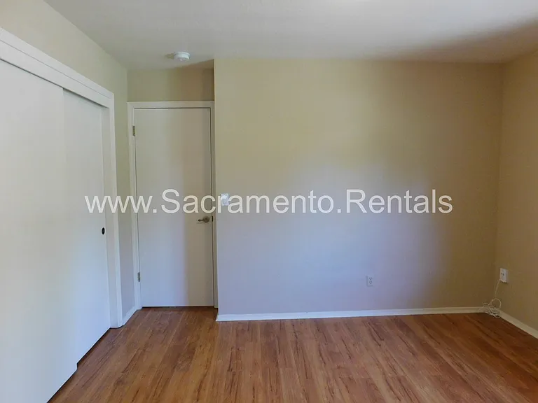 7452 Santa Susana Way — Photo 11