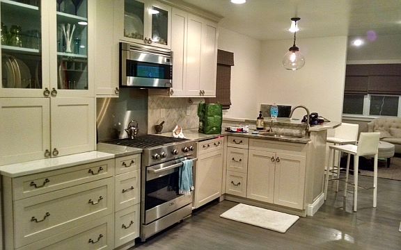 Kitchen Viking gas Stove