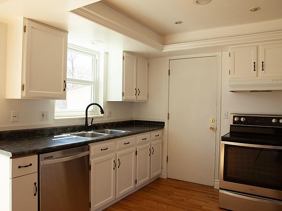 Kitchen - Window overlooking back yard